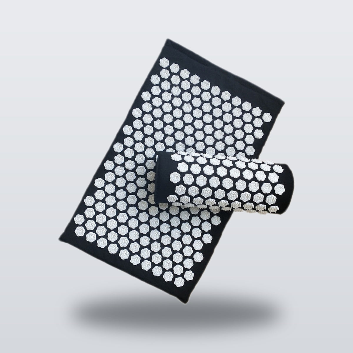 Acupressure mat and pillow set in black