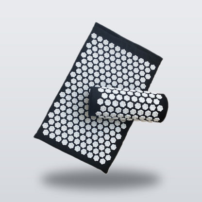 Acupressure mat and pillow set in black